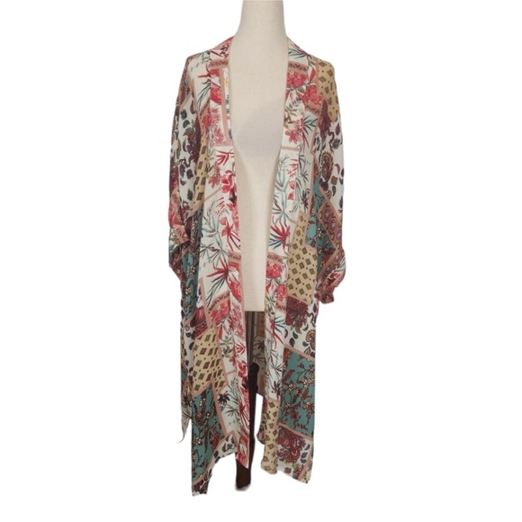 Umgee Floral Kimono Duster size Medium/Large - Picture 2 of 7